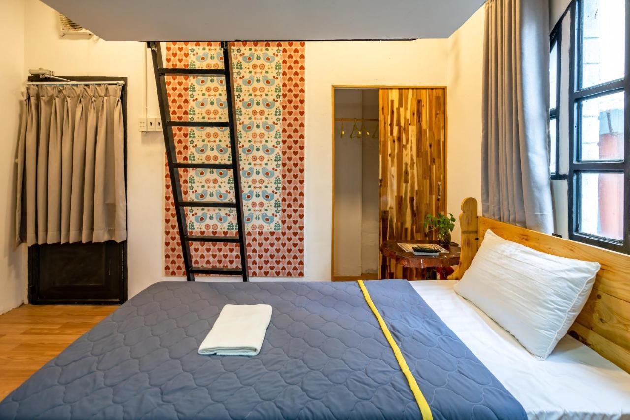 Khách sạn Bui Vien 2*